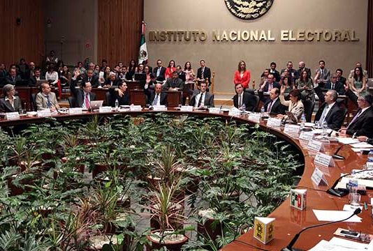 60% de los mexicanos reprueban financiamiento público a partidos