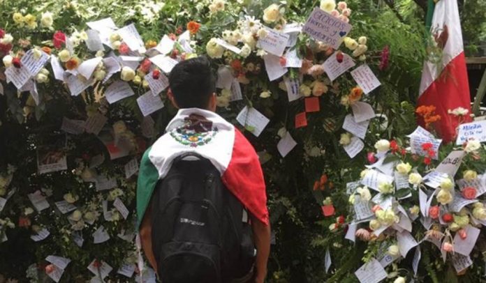 Organizan-noche-de-velas-para-despedir-a-las-v_ctimas-del-sismo502498032