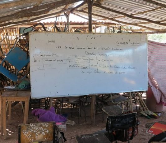 SEP de Guerrero se ampara contra padres que exigen escuela digna