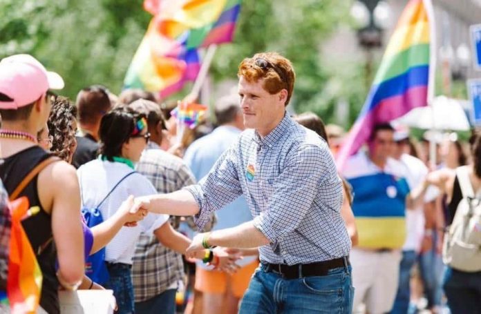 cropw0h0joekennedy-focus-0.03-0.49-940-615