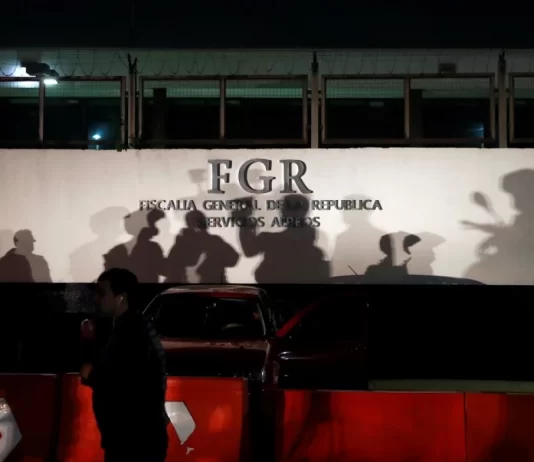 El INE le reclama a la FGR la apertura de casos Odebrecht y Pío López Obrador