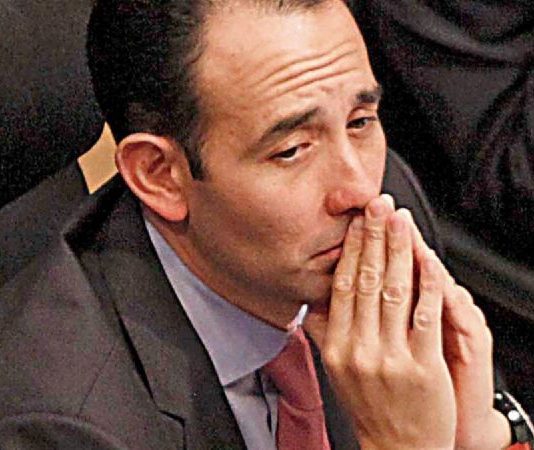 Gil Zuarth: político corrupto con fortuna millonaria