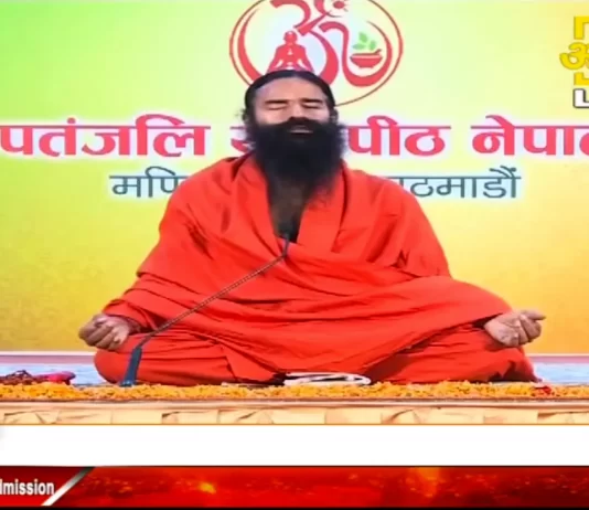 Cómo un yogui ultranacionalista y multimillonario está conquistando la política india