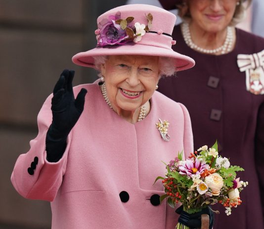 La reina Isabel ll con el reinado más largo de la historia