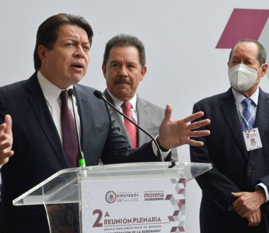 Dirigentes de Morena usan Palacio para hablar de política con titular de Segob
