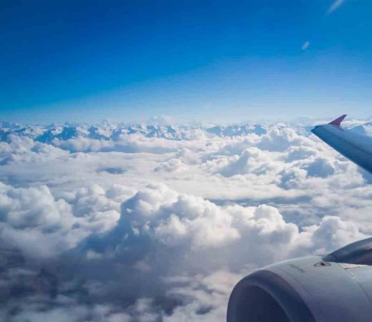 Llega avión que provocará lluvias artificiales en NL