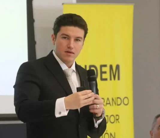 Samuel García adquirie avión para bombardear nubes