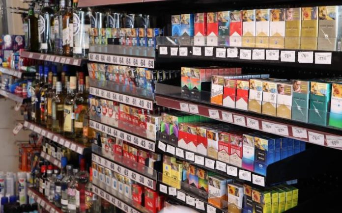 Vigilará Coepris que no exhiban cigarros en comercios