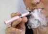 Estudio revela problemas cardíacos asociados con los cigarrillos electrónicos