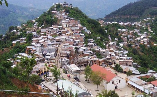 Protestan autoridades de San Pedro Quiatoni, piden cancelar concesiones mineras