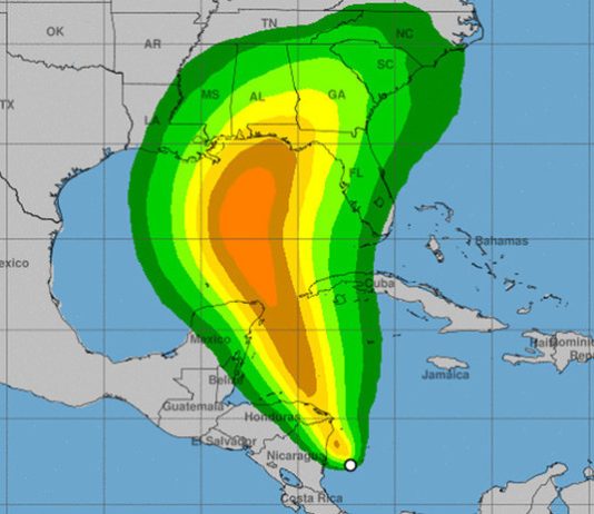 Fin de semana de lluvias por monzón y onda tropical en México