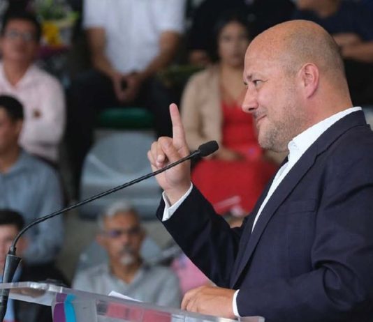 “Enrique Alfaro descarta buscar la candidatura presidencial de 2024 y se enfoca en cerrar su gobierno de manera sólida”