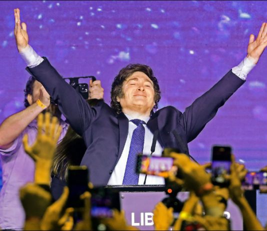 Javier Millei es presidente en Argentina