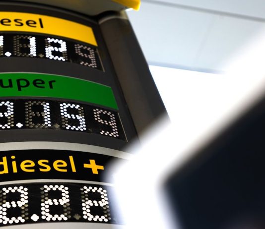 El 36% de gasolineras incumple precio tope de diésel